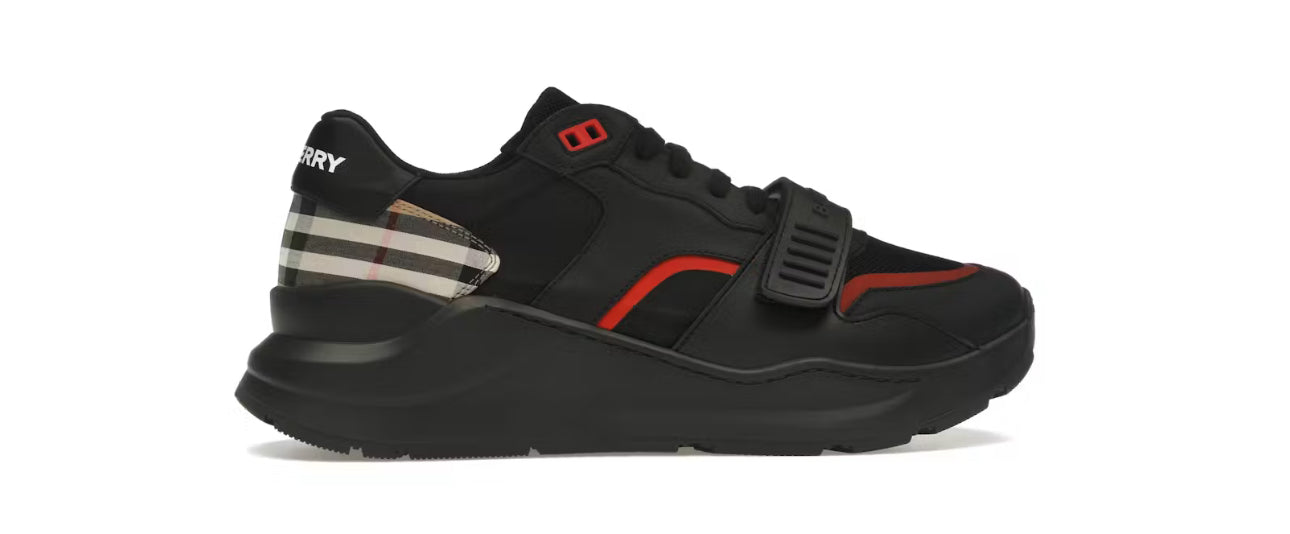 Black BBERRY Sneakers